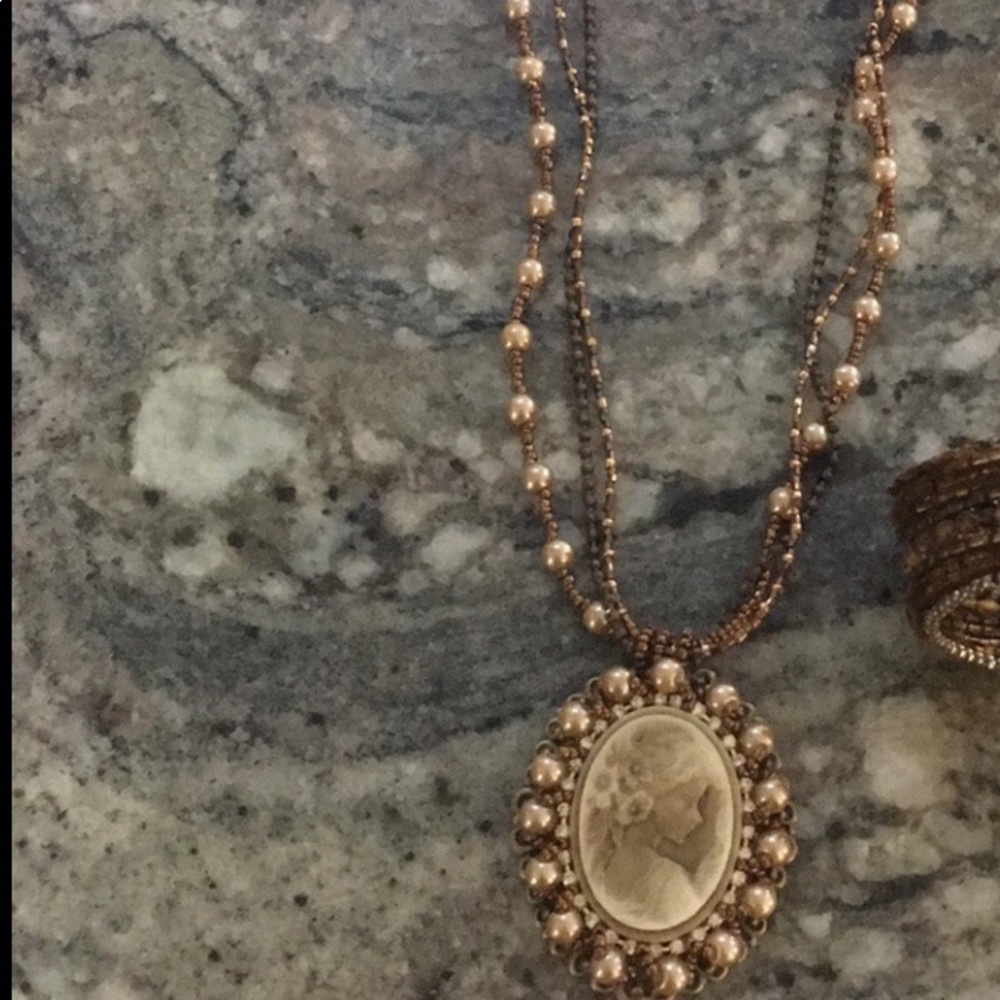 Beaded Pendant Necklace